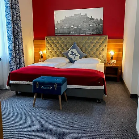 Carlton - Adults Only