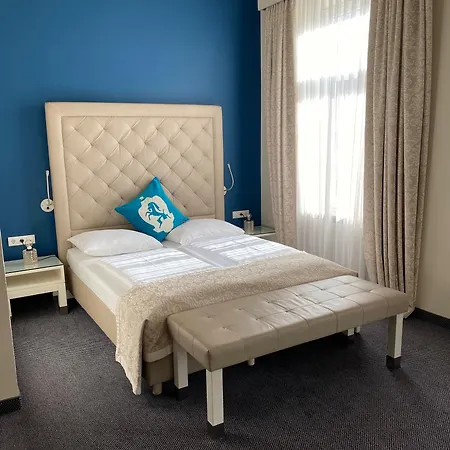 Carlton - Adults Only Ξενοδοχείο 4*