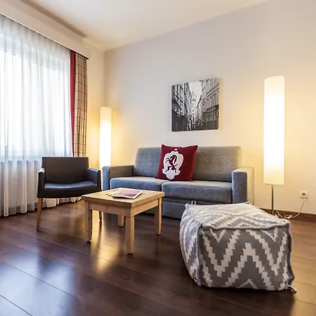 Carlton - Adults Only 4*