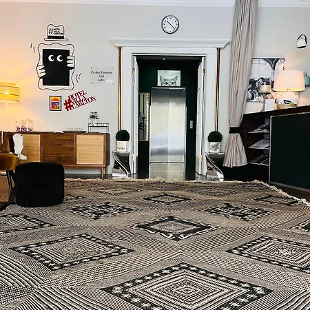 Carlton - Adults Only Hotel