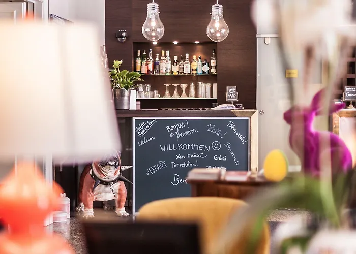 Carlton - Adults Only 4*