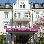 Carlton - Adults Only 4*