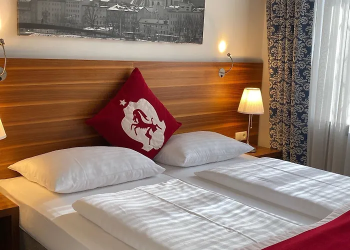 Carlton - Adults Only 4*